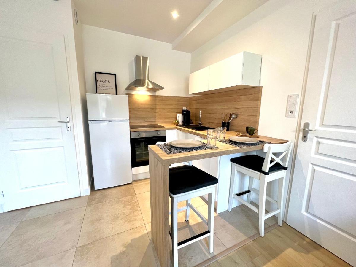 Suite ~ Romance Estivale ~ A 15 Min De Lyon Miribel (Ain) Exterior photo